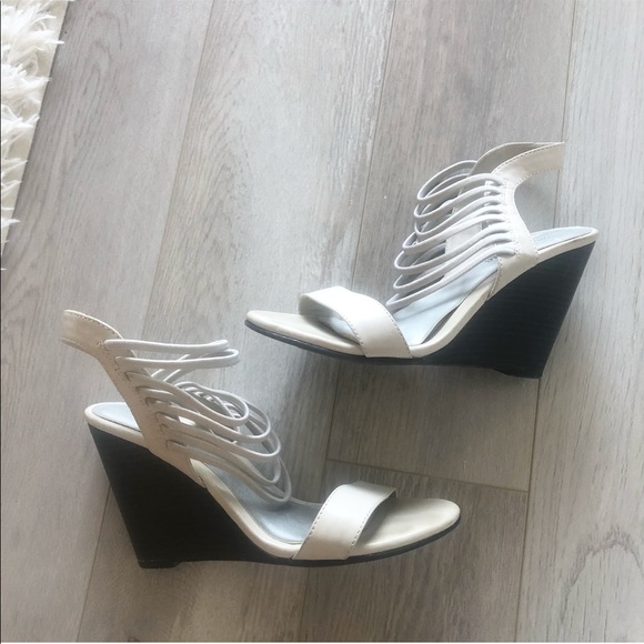 Cute platform heels - Picture 1 of 6